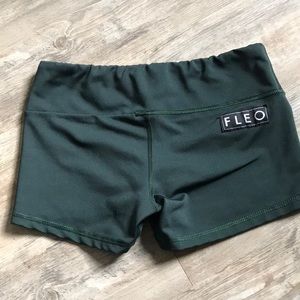 Fleo Original Shorts Spandex PRICE FIRM